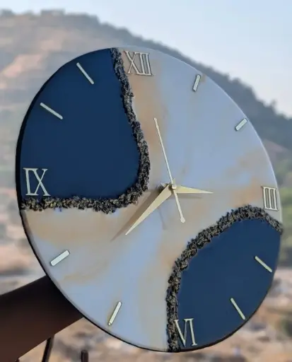  Round-shaped watch (12*12)